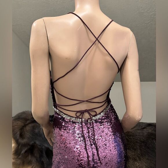 Sexy & Stunning Sequins and Beads Strappy Backless Mermaid Gown - Picture 7 of 12
